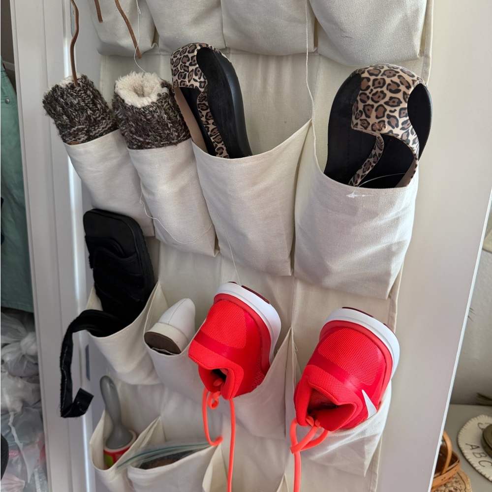 Cream Over-the-Door Shoe Organizer